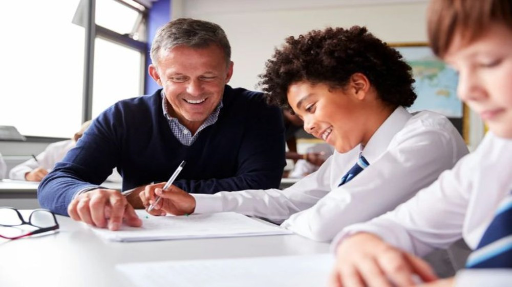 آموزش رایتینگ آیلتس (IELTS Writing)