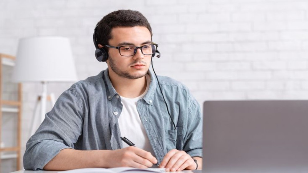آموزش لیسنیگ آیلتس (IELTS Listening)