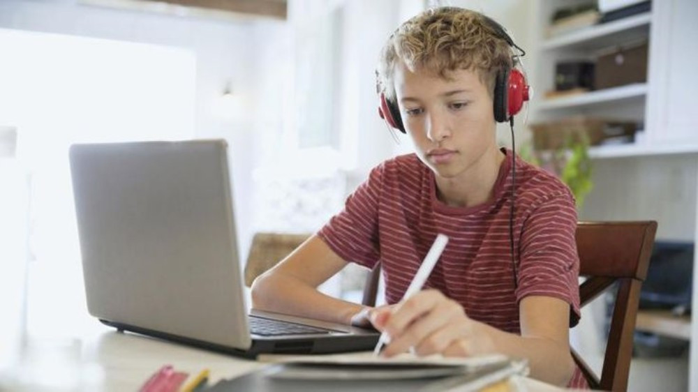 آزمون ماک اسپیکینگ آیلتس (با فیدبک)